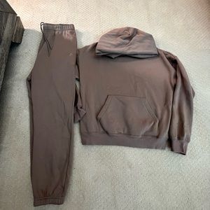 BuffBunny untamed jogger set
